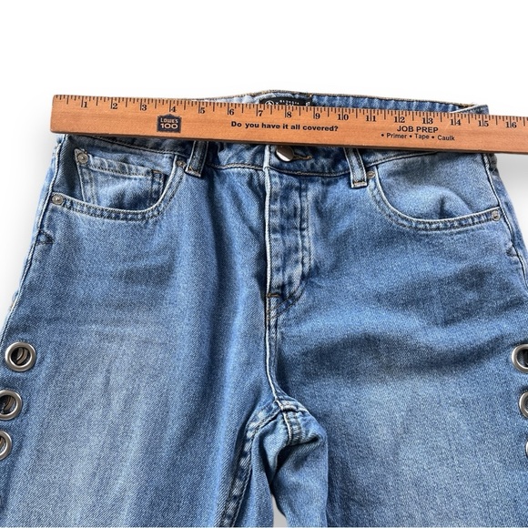 Volcom Georgia May Jagger GMJ Boyfriend Grommet Jean Light Blue Size 27 - Picture 8 of 15